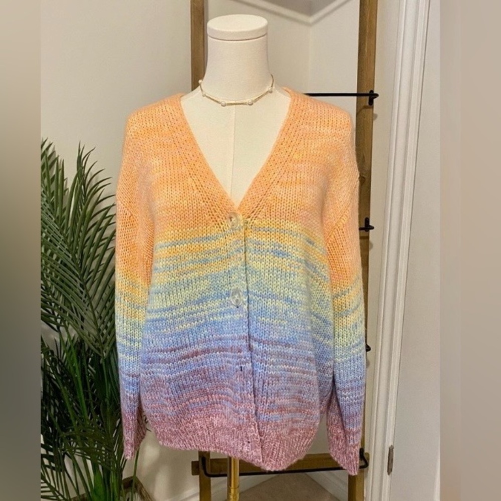 Devoted Oversized Chunky Gradient Gradient Cardigan Sweater, Medium